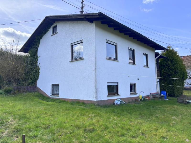 R�ckansicht Einfamilienhaus M�hren