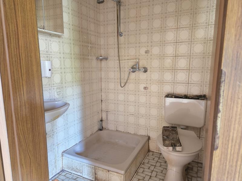 Bad Etagenwohnung Atzelgift