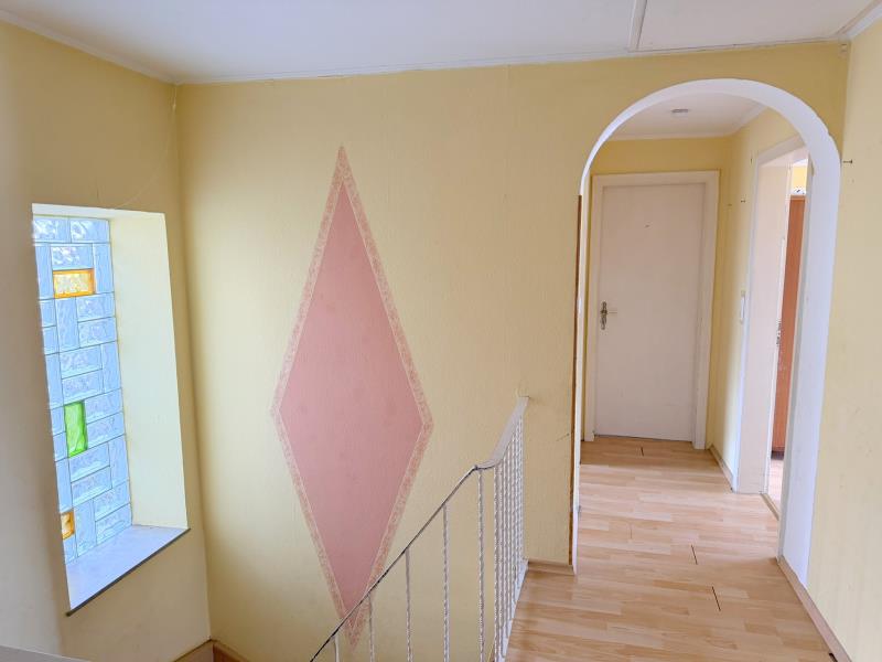 Flur OG Einfamilienhaus Gem�nden