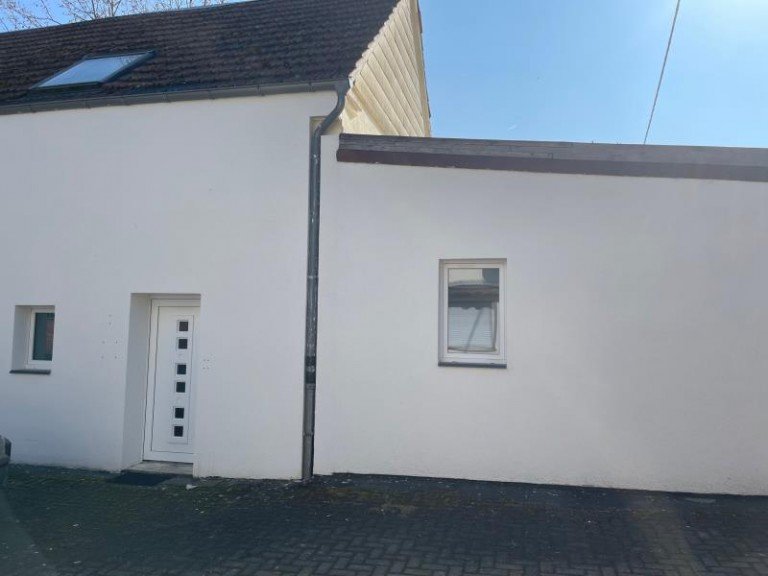 Hausansicht Westerburg Wohnung Ruhig gelegene 4-Zimmer Wohnung N�he Westerburg