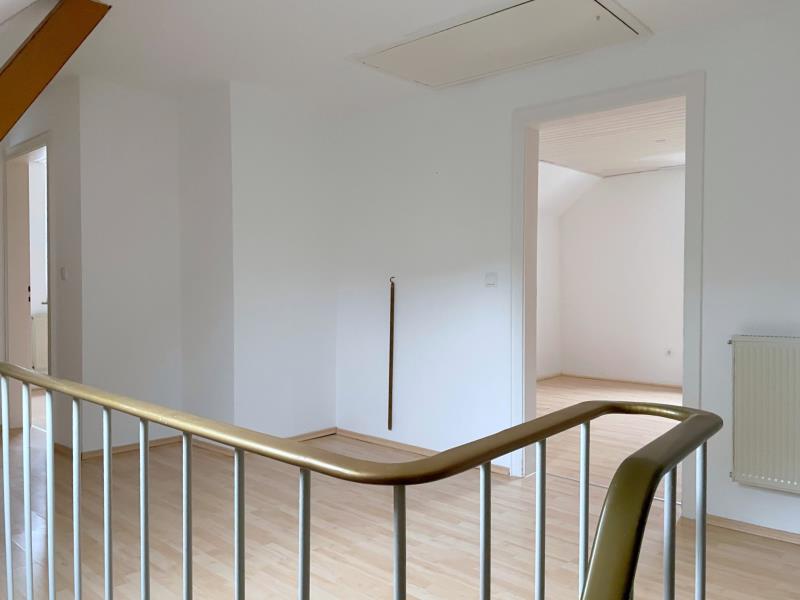 Flur oben Wohnung Westerburg