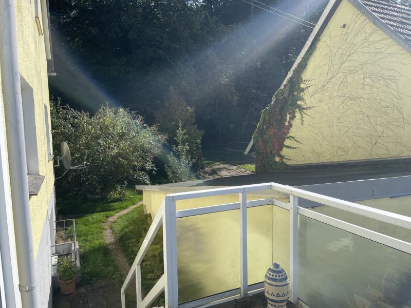 Blick vom Balkon in den Garten Einfamilienhaus B�lsberg