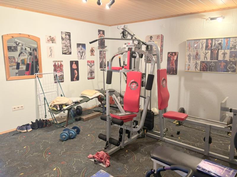 Fitnessraum OG Bauernhaus Pottum