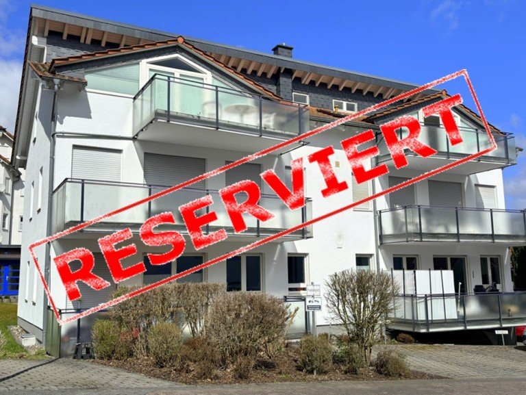 Bild1 Westerburg Mehrfamilienhaus Top gepflegtes Mehrfamilienhaus (7 Wohneinheiten, voll vermietet) in bester Lage von Westerburg