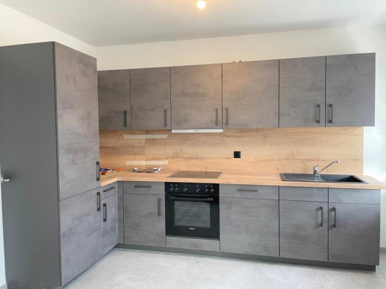 K�che Ebernhahn Wohnung Sanierte 2-Zimmer-Erdgeschosswohnung mit Terrasse in Ebernhahn