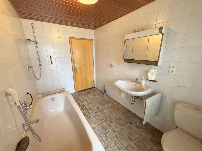 Bad Gesamtansicht Bauernhaus Hadamar