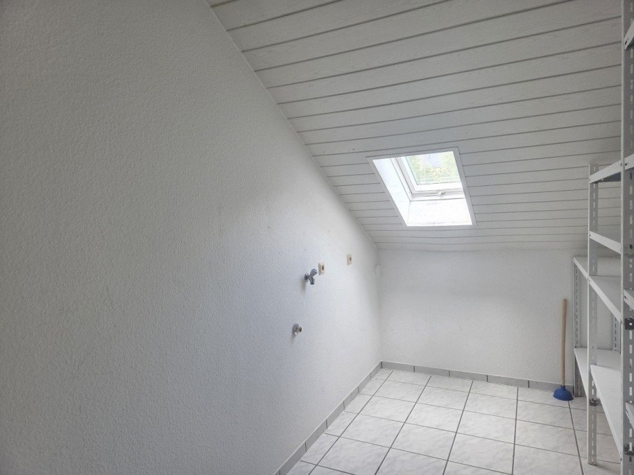 Abstellraum Etagenwohnung H�hn