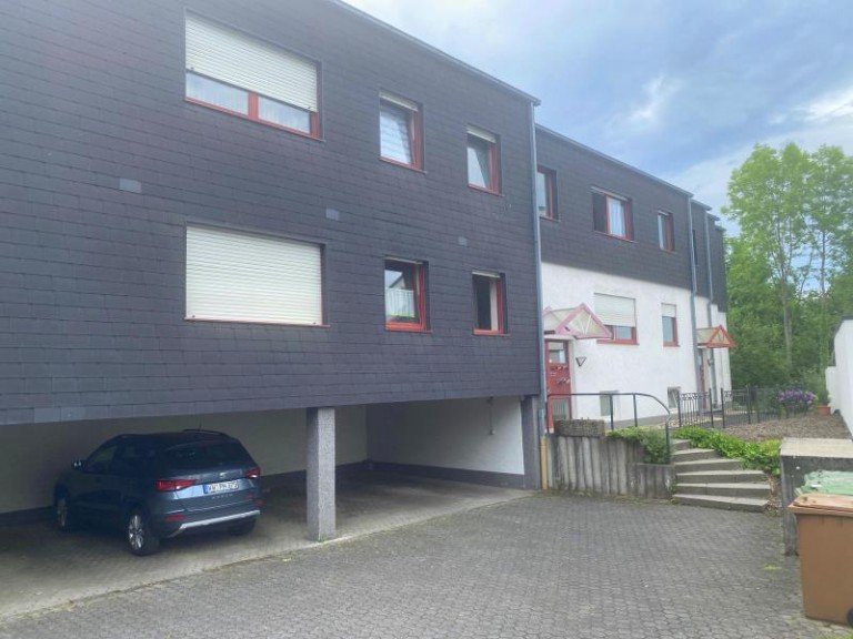 Hausansicht Montabaur Etagenwohnung Zentral in Montabaur: Gem�tliche 2 Zimmerwohnug mit Terrasse und Stellplatz
