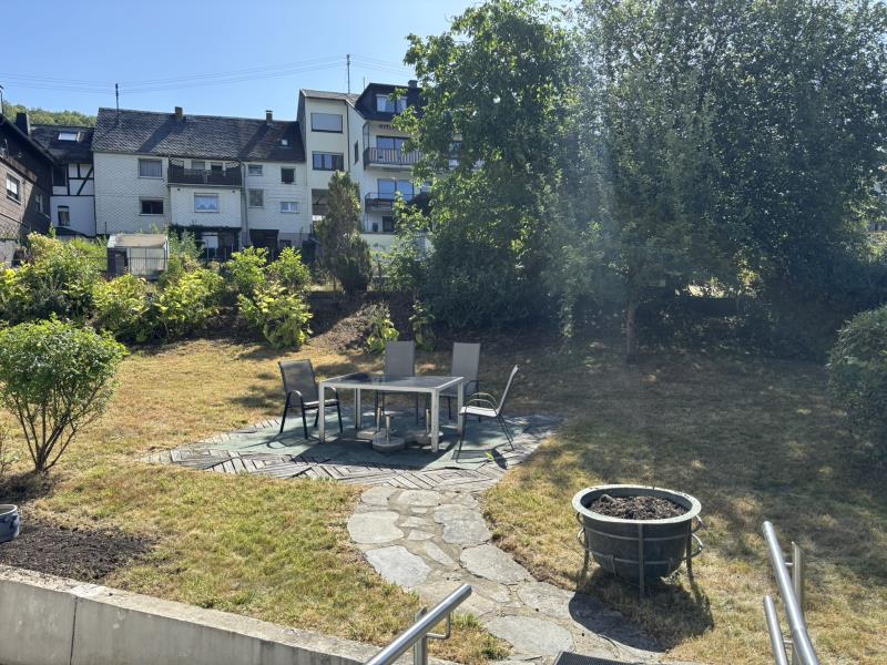 Gartenteilansicht 2 Zweifamilienhaus Westerburg