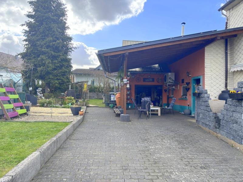 Zufahrt, Carport, Garage Einfamilienhaus Bellingen