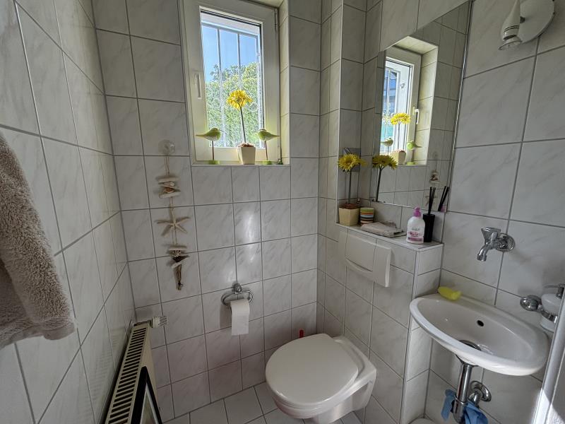 G�ste-WC Zweifamilienhaus Westerburg