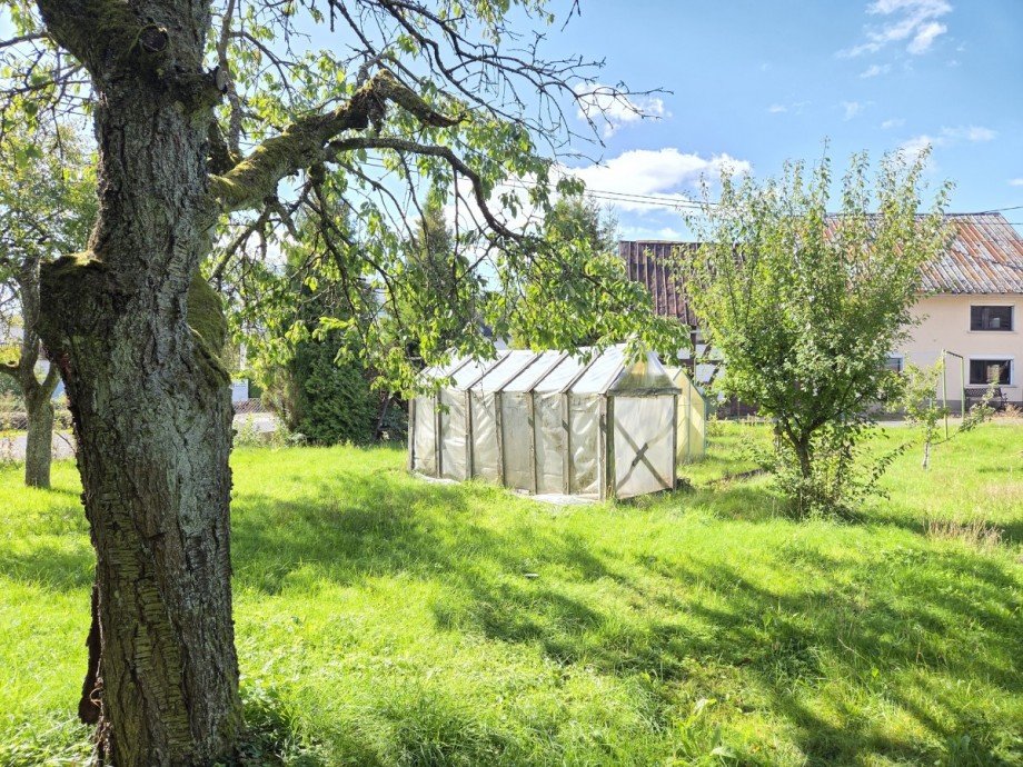 Gartenteilansicht 2 Einfamilienhaus Rennerod