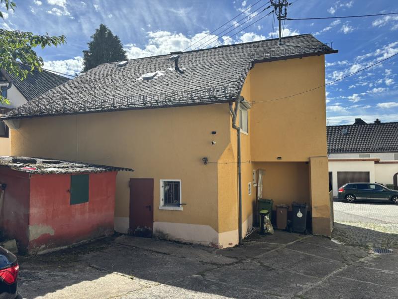 R�ckansicht Einfamilienhaus Selters