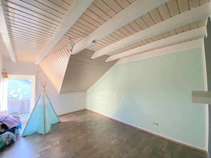 Schlafzimmer Etagenwohnung H�hn