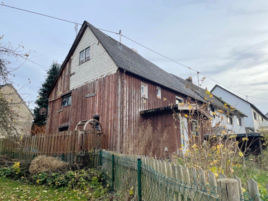 Hausansicht 2 Einfamilienhaus Gehlert
