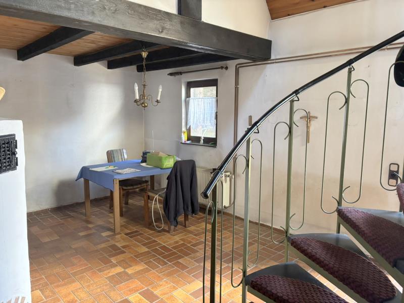 Esszimmer mit Kachelofen Einfamilienhaus Berzhahn