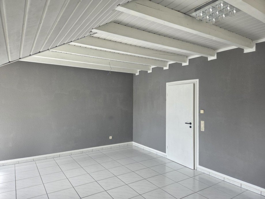 Wohnzimmer Ansicht 2 Etagenwohnung H�hn